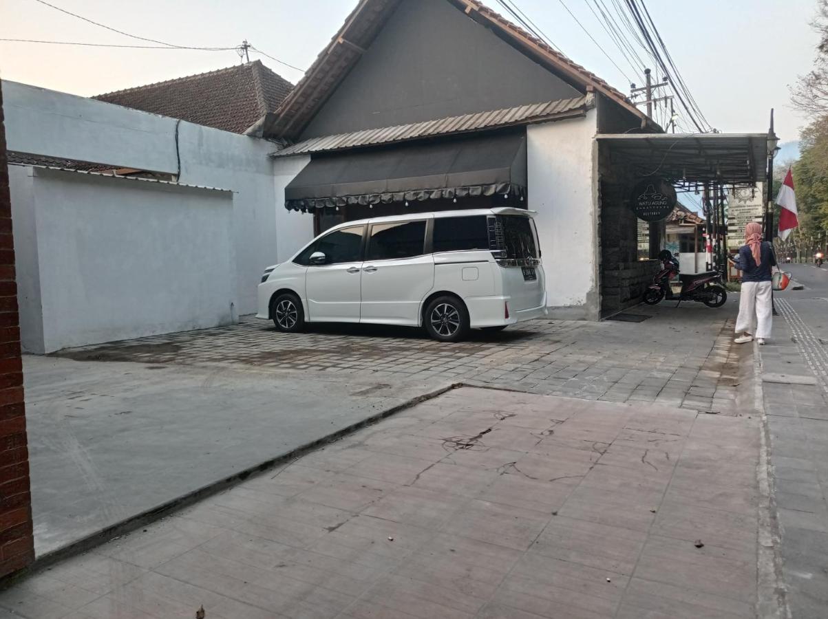 Watu Agung Guest House 마겔랑 외부 사진