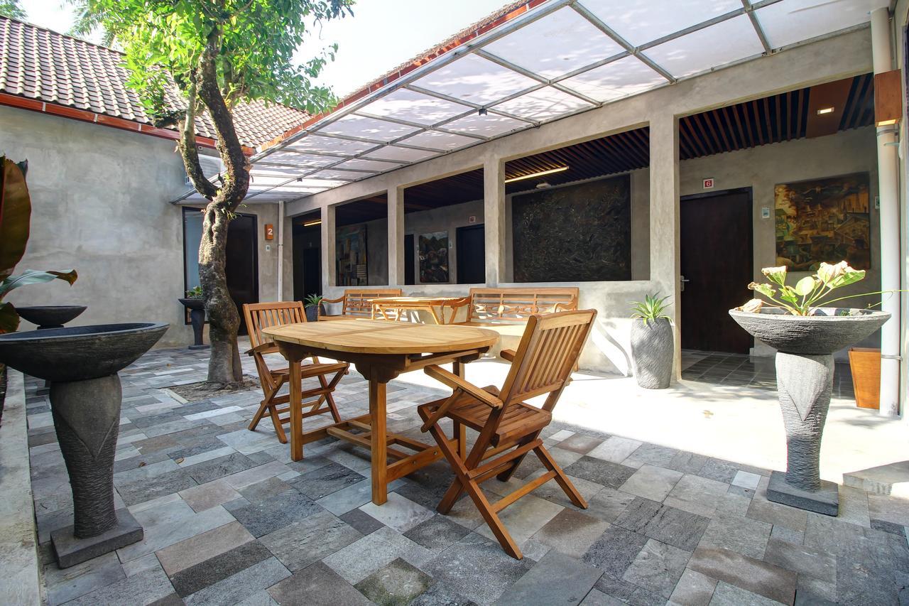 Watu Agung Guest House 마겔랑 외부 사진